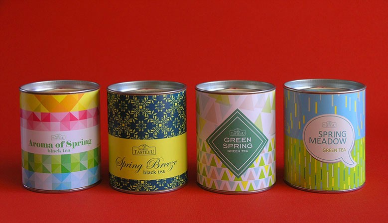  Spring collection of aromatic teas